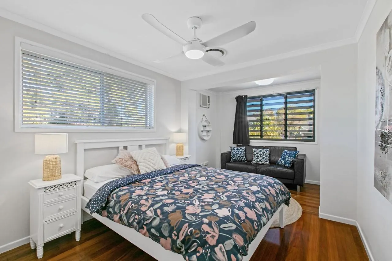 Ivy Street 7 Dicky Beach Caloundra Australia