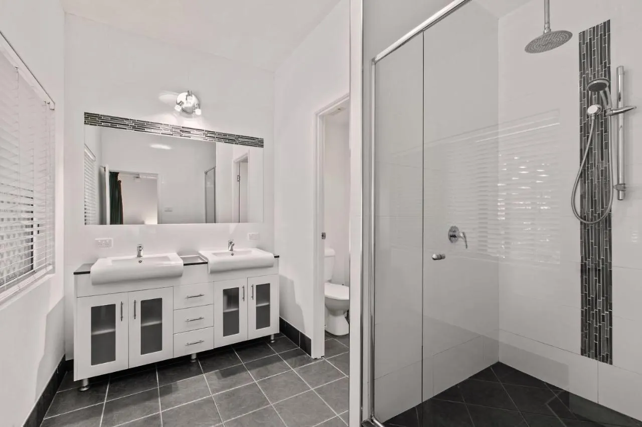 Ivy Street 7 Dicky Beach Caloundra
