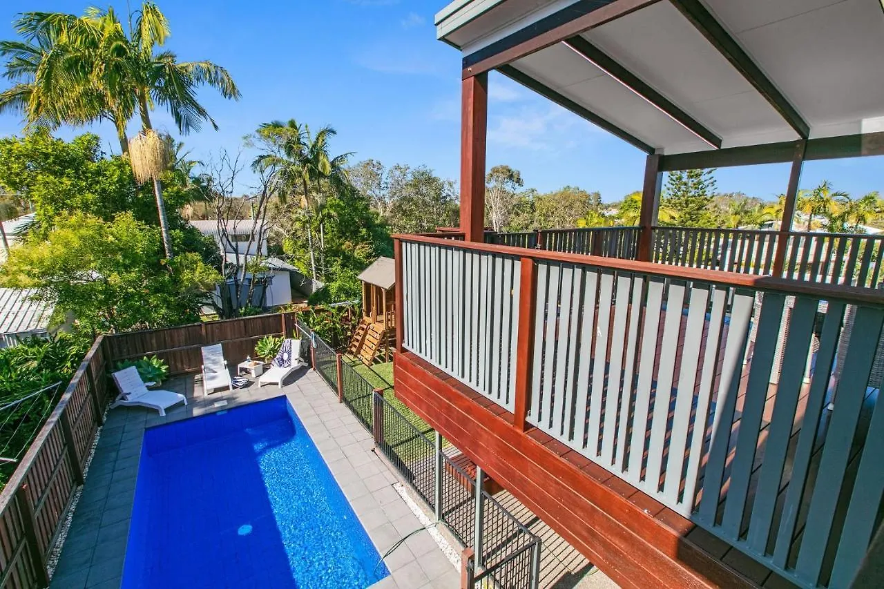 Ivy Street 7 Dicky Beach Caloundra 0*,