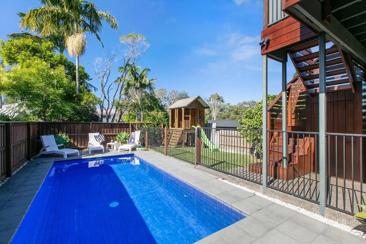 Ivy Street 7 Dicky Beach Caloundra Holiday home